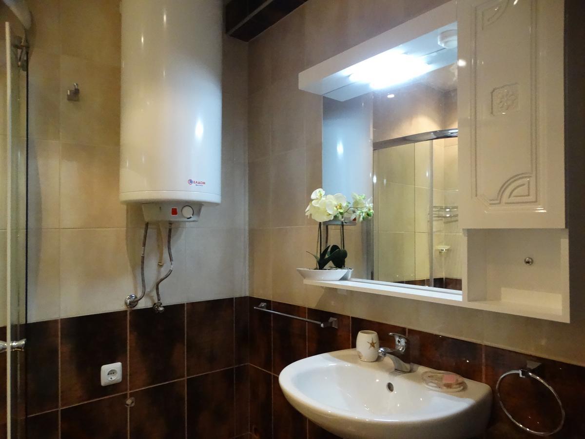 Lora Boutique Apartment Pomorie Exterior photo