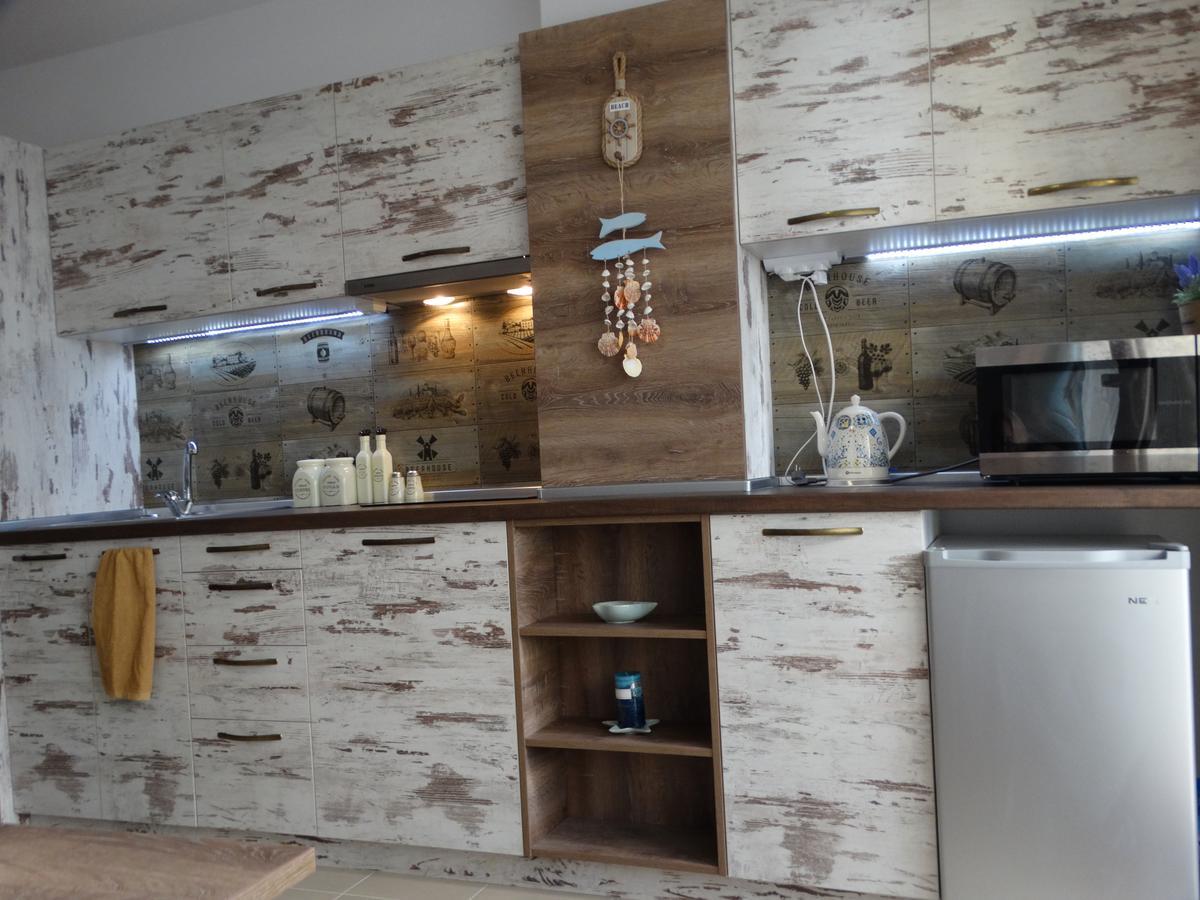 Lora Boutique Apartment Pomorie Exterior photo