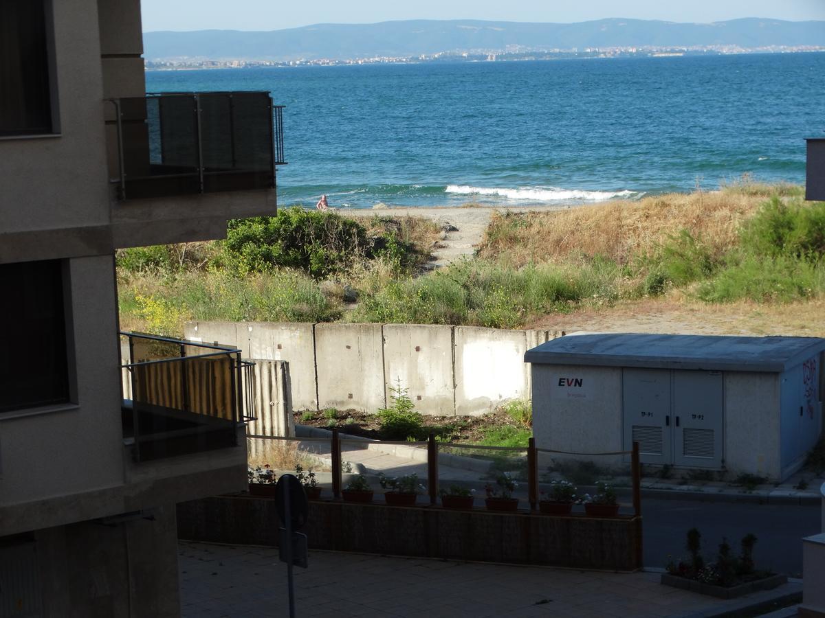 Lora Boutique Apartment Pomorie Exterior photo